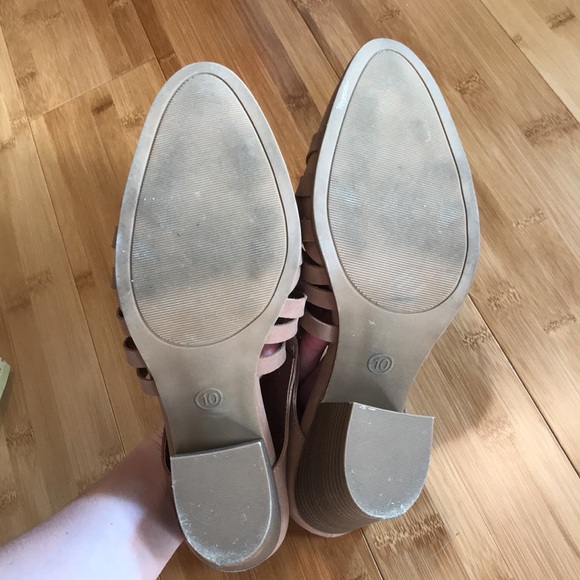 Universal Threads Slip-on Bootie - Picture 5 of 5